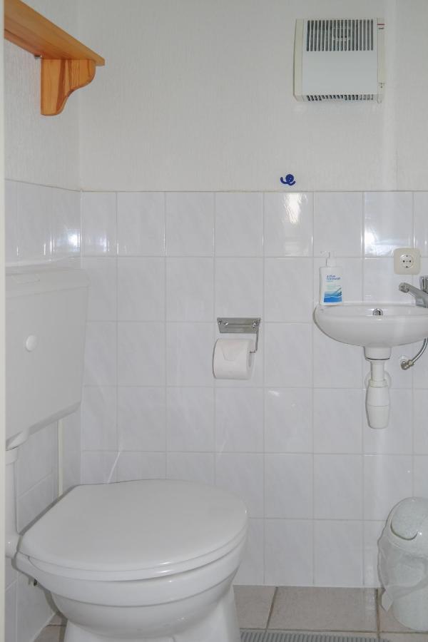 Marilu 6 Pers Allergy-Friendly House On A Typical Dutch Canal And Quiet Place Villa Anjum Bagian luar foto
