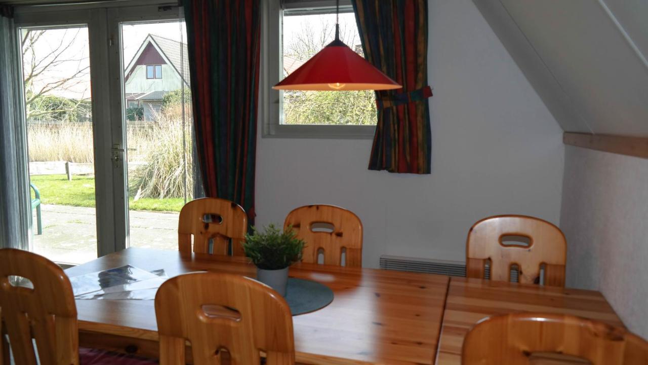 Marilu 6 Pers Allergy-Friendly House On A Typical Dutch Canal And Quiet Place Villa Anjum Bagian luar foto